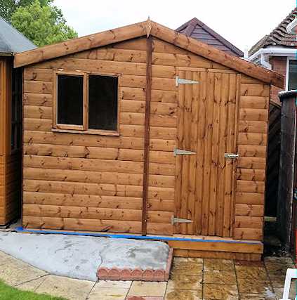 robust small workshop shed